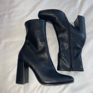 COPY - Black boots